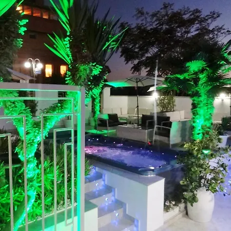 Agata Boutique Adult Only أتوبول